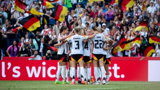 球王本色！迈阿密3-1夺美职联总冠军 梅西助攻双响+MVP+47冠